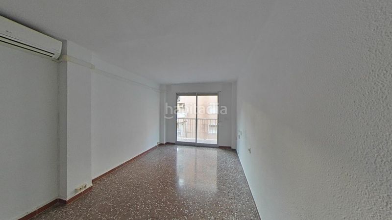 Foto f8bbe95d-8858-42b7-a966-c9963ca3936d. Pis a El Acequión Torrevieja