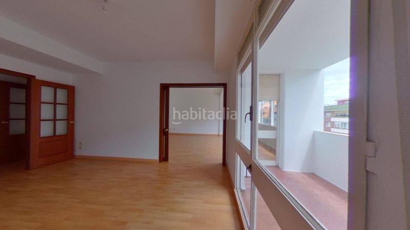 Foto 1ed985cb-0e18-4ee2-a4f8-d2cc87b3c331. Pis amb calefacció a Triana Este Sevilla