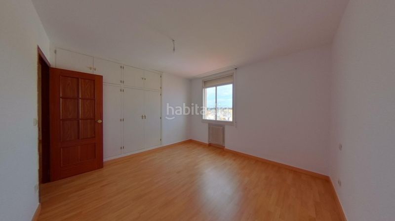 Foto c66b9f05-aabb-4515-8a0e-e2171c6728ae. Pis amb calefacció a Triana Este Sevilla