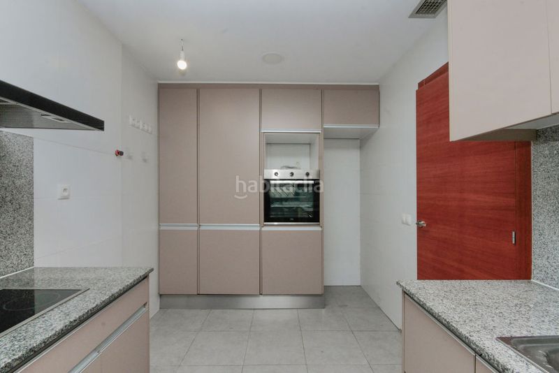 Foto 66eda198-1a94-4335-bbf1-6bb703e4cc3b. Duplex in Centre Viladecans