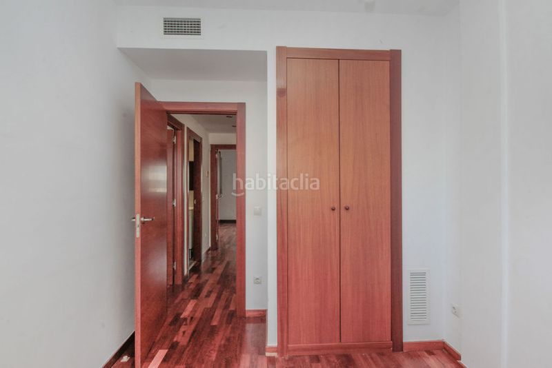 Foto e7a9e178-dfc4-4c6e-a07c-c1a37eb2ee4f. Duplex in Centre Viladecans