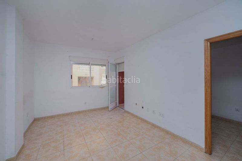 Foto f14d4f4b-62f9-4da8-8c4c-1d0eebf24faa. Pis amb piscina a Parque de las Naciones Torrevieja