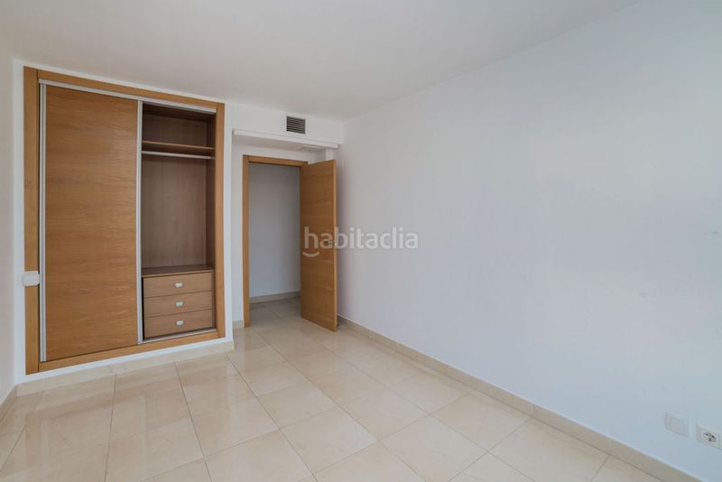 Foto e4f178a1-e511-4c32-b0d8-f0af22e51a03. Pis amb piscina a Benisaudet Alicante