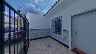 Xalet  C/ cabo de rocas. Solvia inmobiliaria  casa algeciras