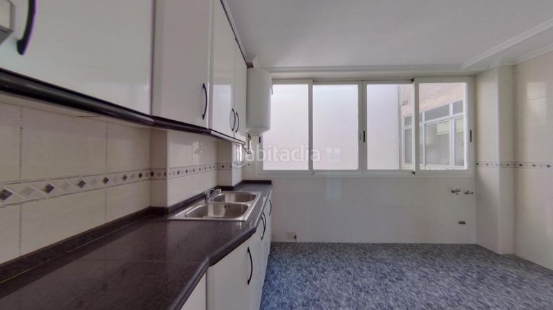 Foto 3f64b543-b0c4-49ca-91e4-1a3676aed95c. Pis a El Altet Elche / Elx