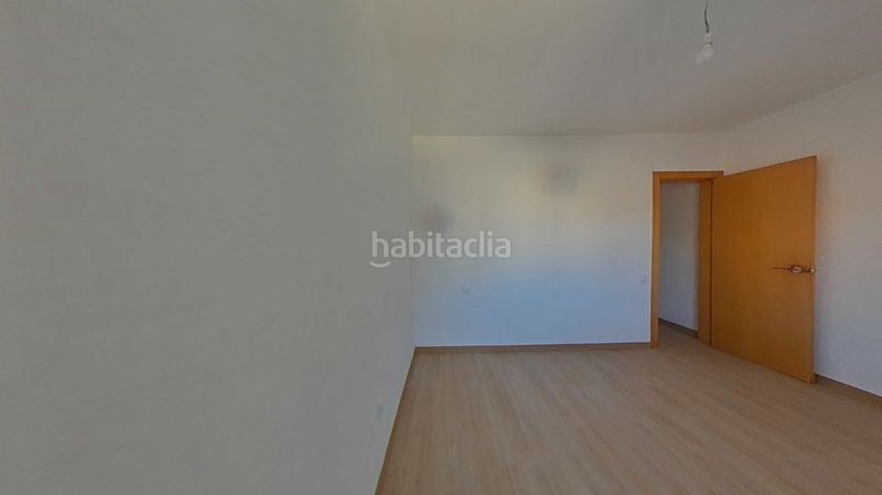 Foto 08f6b8b6-a8b5-4380-bbf5-cb0acc3595d0. Pis a Mercat Rubí