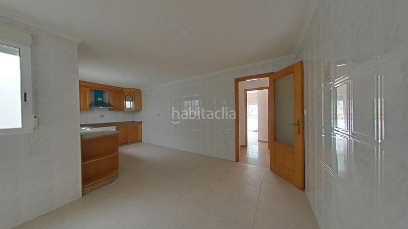 Foto a8e10a20-5bba-4580-9e89-d8d51078e87f. Pis amb aparcament a Plaza Castelar - Mercado Central Elda