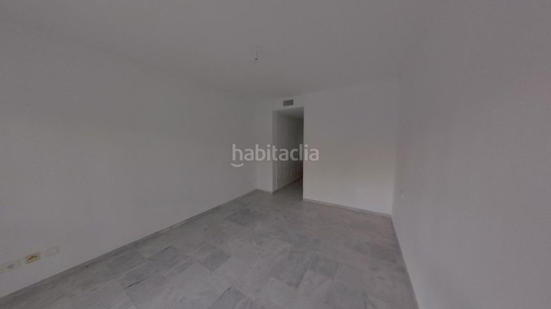 Foto 0bad4f04-a892-4867-99fd-e91f14f13357. Pis amb aparcament piscina a Guadalmina Baja Marbella