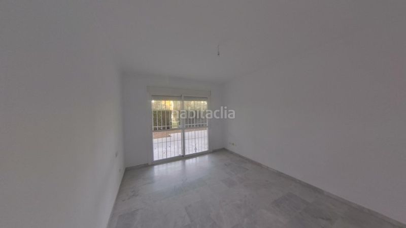 Foto 7be0b9e9-c130-4a93-90fa-35f2335d9d00. Pis amb aparcament piscina a Guadalmina Baja Marbella