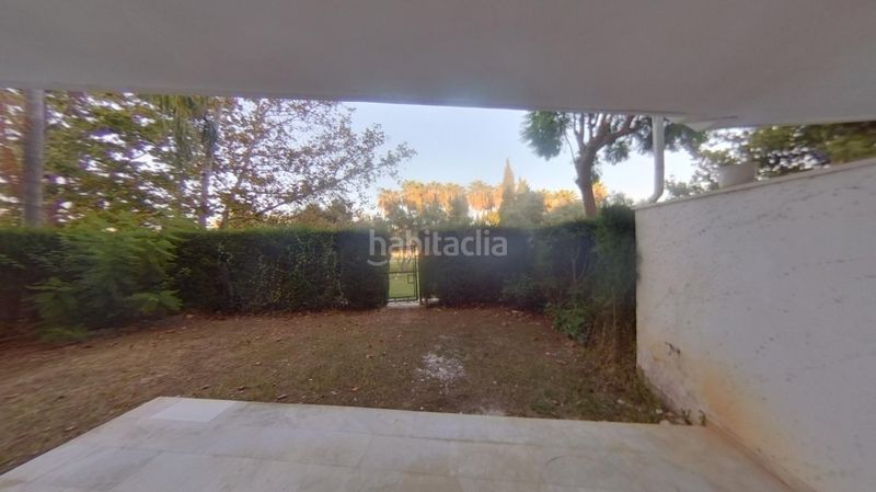 Foto cc7ed827-cd4e-4c8b-939a-16b841782c2a. Pis amb aparcament piscina a Guadalmina Baja Marbella