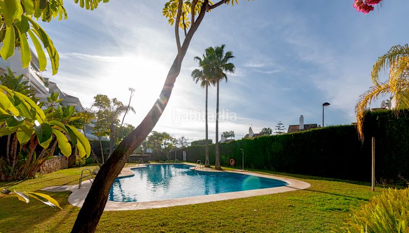 Foto d8580b6b-617d-4514-9cfe-bc37ac0bb95b. Pis amb aparcament piscina a Guadalmina Baja Marbella