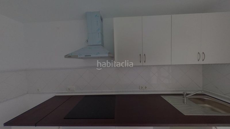 Foto f465f11a-9c47-4986-adc2-aedff92481ec. Pis amb aparcament piscina a Guadalmina Baja Marbella