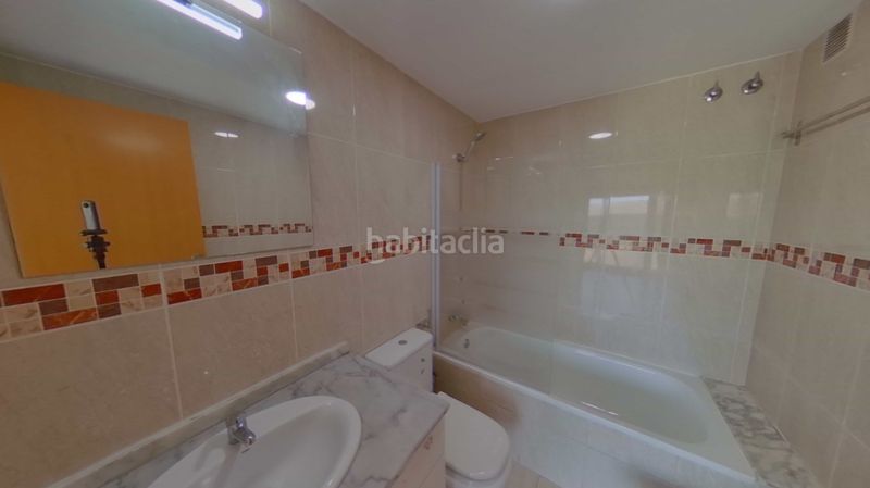 Foto d1b6783c-eb98-4501-bde0-5830f9fdffe9. Pis amb calefacció aparcament piscina a Sant Pere i Sant Pau Tarragona