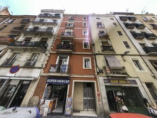 Pis a C/ Nou de la Rambla