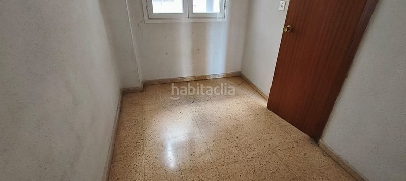 Foto b6f8b893-b2a2-4934-8778-c98678e62497. Pis a El Río Mislata