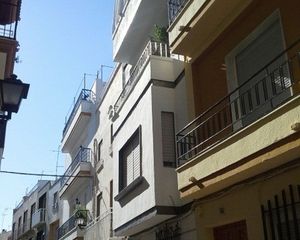 Chalet  C/ horno parras. Solvia inmobiliaria  casa torre del campo