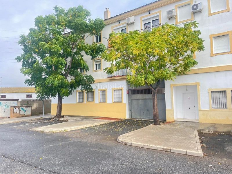 Foto 0710c381-d0ed-4378-859f-adcbbf719eea. Aparcament cotxe a Cartaya