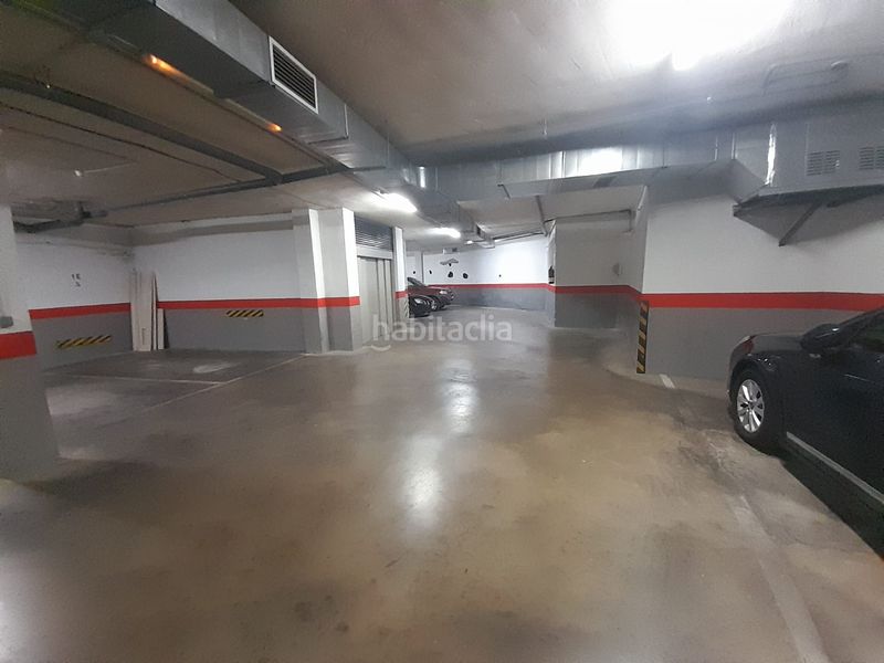 Foto 3cb974b3-0486-4c92-9a6d-b132aa819974. Aparcament cotxe a Centro Puertollano