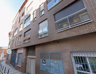 Aparcament cotxe  C/ soledad. Solvia inmobiliaria  garaje puertollano