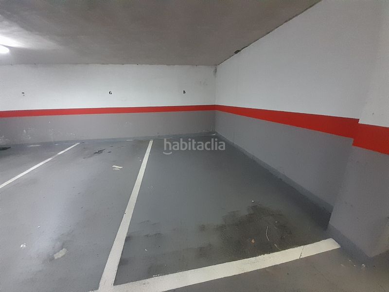 Foto efce1a5d-e2d7-4731-ba37-554f446050be. Aparcament cotxe a Centro Puertollano
