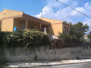 Pis  Av/ sant miquel d´olerdola. Solvia inmobiliaria  piso olèrdola