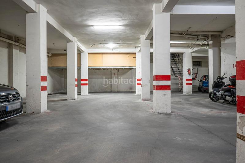 Foto b6742dbb-1f7b-491e-872f-e9ec46691bd0. Aparcament cotxe a Fígares Granada