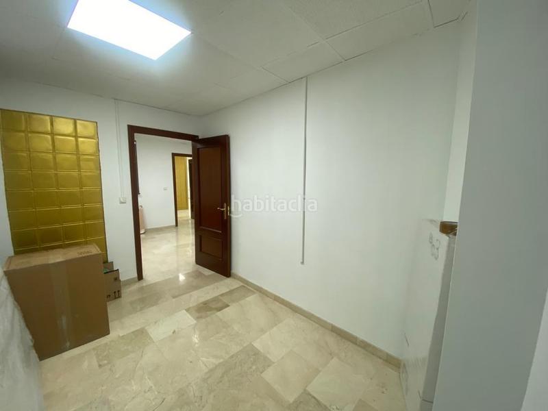 Foto 530a787a-676c-47e2-9d87-36cd57c9989c. Location local commercial dans Atarfe