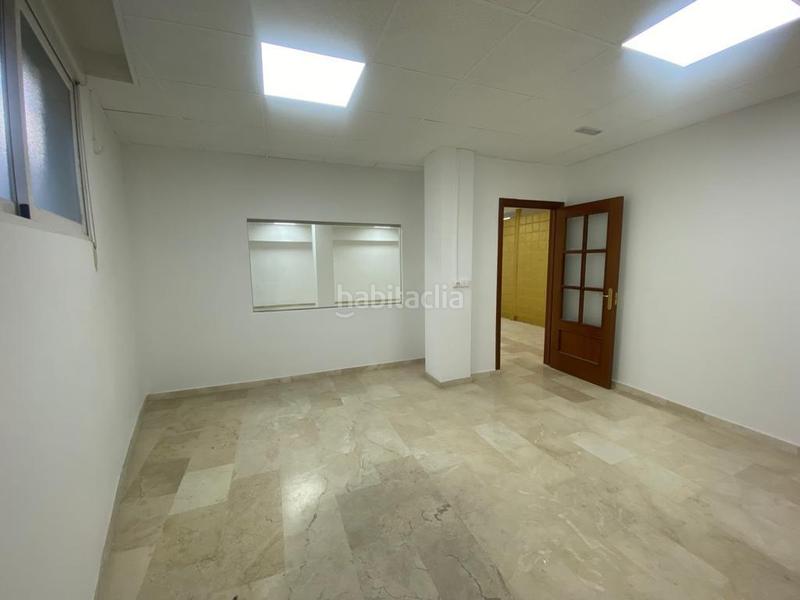 Foto 58a9b6d9-04bb-4f81-8d84-56f4d9086ea8. Rent business premise in Atarfe