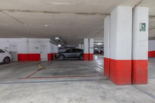 Aparcament cotxe a Pasaje de la ciencia 1. Plaza garaje urbanizacion privada pts