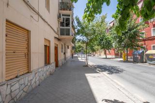 Local Comercial en Avenida Avenida Pablo Picasso 6