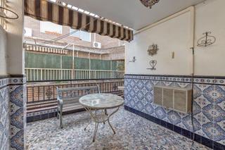 Àtic a Calle águila 26. Ático a reformar junto al palacio de los patos