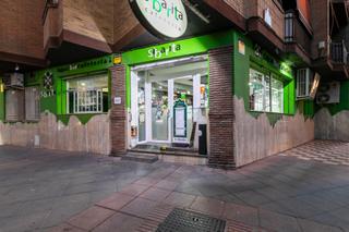 Traspàs Local Comercial  Carretera de málaga. Se traspasa espectacular cafeteríabar  en la chana