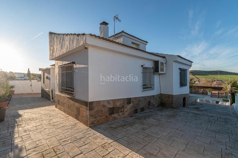 Foto 3b6128e6-9954-4f09-b2dd-9a384c1c892a. Chalet preciosa casa totalmente reformada en suspiro del moro, en Otura