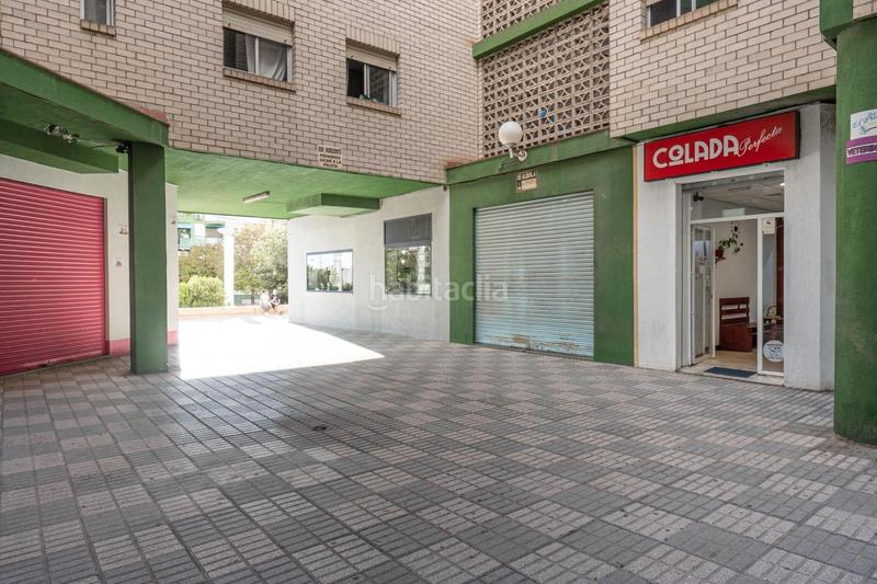 Foto 1fe0f362-743d-49f5-91fe-123603019810. Local comercial a calle profesor francisco dalmau 11 a Granada