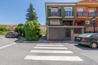 Maison jumelée  Calle miguel rios. Preciosa casa adosada de 3 dormitorios, con garaje doble de 53 m
