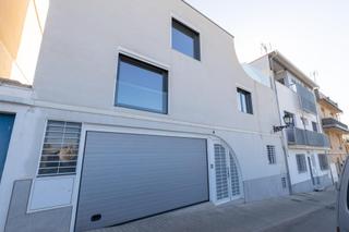 Maison  Calle era. Casa unifamiliar del año 2019 en bola de oro