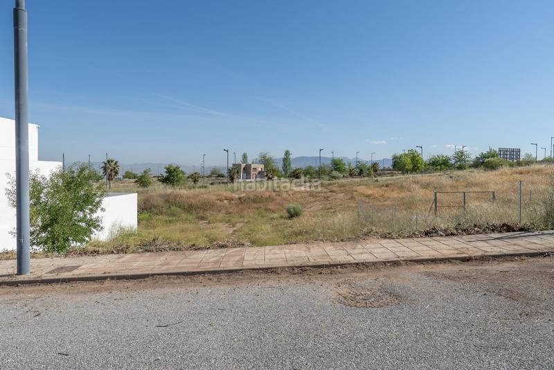 Foto f2a1f8b7-627f-493c-8e5d-a08eaca0bd30. Terreno residencial solar urbano en gojar en Gójar