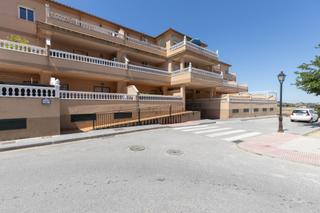 Ático  Calle alonso ojeda. Atico con garaje y trastero en la entrada de las gabias