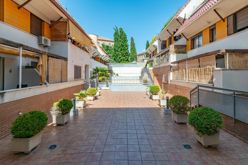 Foto 15f30b86-7f4d-489c-abfe-1b1f252cf4aa. Ático  dúplex en venta en el barrio . en Barrio de la Vega Monachil