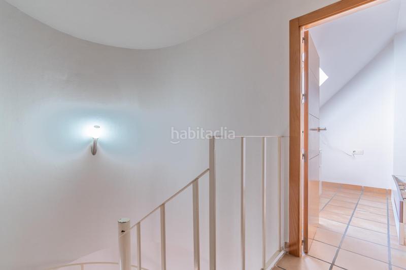 Foto ecf3ba23-1453-4861-ada6-65b40b83bd21. Ático  dúplex en venta en el barrio . en Barrio de la Vega Monachil