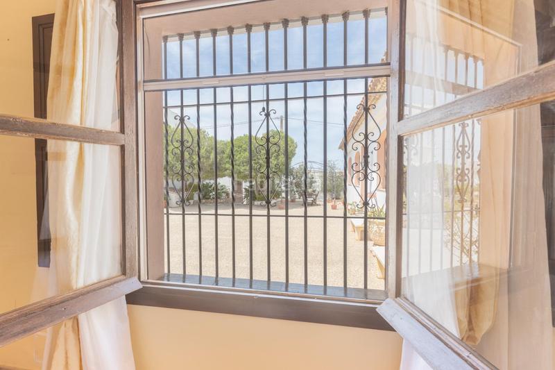 Foto 1f8e6c83-c580-4ba1-ac4b-a09c3885f69f. Chalet con riscaldamento parcheggio piscina in Los Tablones - La Garnatilla Motril