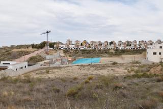 Terreny residencial a Calle puntal de las siete lagunas. Solar en la exclusiva urbanización cañadas del parque, dílar