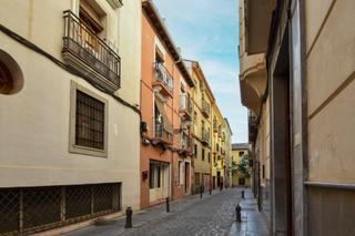 Edificio en Calle lavadero tablas 8. Oportunidad en el corazón de granada