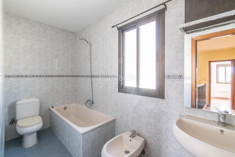 Foto 594d6925-e766-4fff-82ca-744440fb4dcb. Dúplex fabulosa casa tipo duplex con vistas despejadas en Guadix