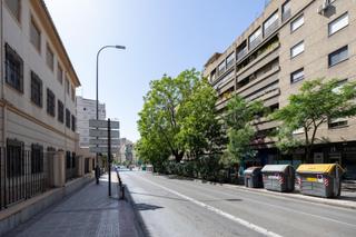 Pis  Avenida del sur. Piso en la caleta, edificio presidente