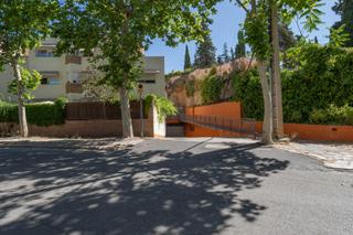 Haus  Zoraya. Vivienda en urbanizacin nazares el serrallo