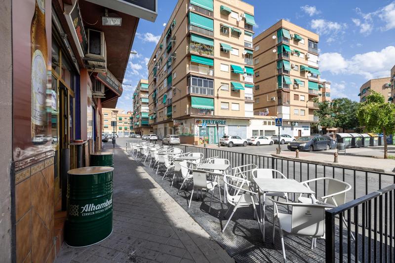 Foto a67b08bb-3b92-414b-872d-f7eff133aece. Geschäftsraum in Barrio de Zaidín Granada
