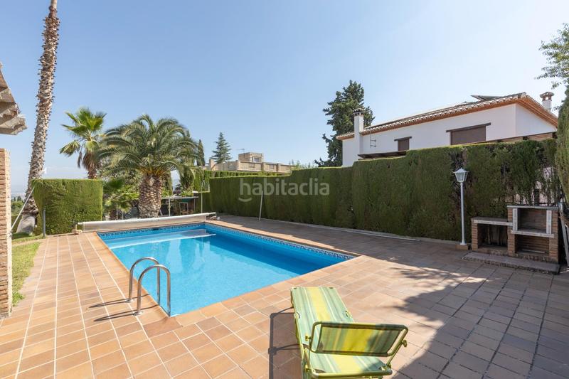 Foto 78dd1f30-09fe-4983-bcee-1f1ae2de46df. Chalet en calle calle del lirio precioso chalet independiente en gojar en Gójar