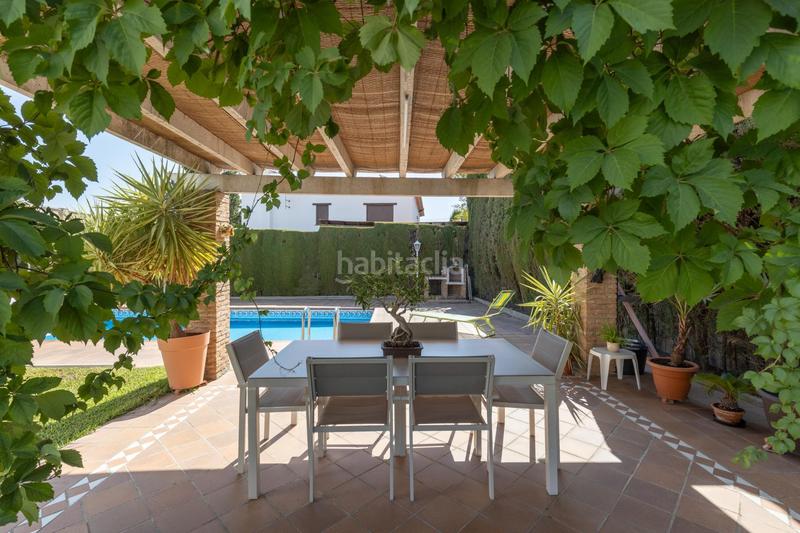 Foto ad7cf731-f906-41ee-b41c-d534f3c20514. Chalet en calle calle del lirio precioso chalet independiente en gojar en Gójar