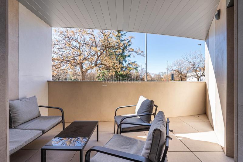 Foto ee0c6720-47ed-4dd5-8718-0a7d54892982. Piso en calle jose luis perez pujadas piso premium con piscina y garaje en zona forum junto a la ciudad de la justicia en Granada